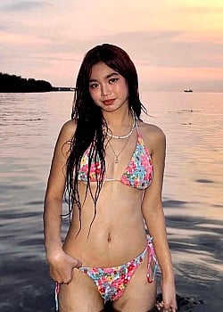 Angela Mallari image 4 of 4