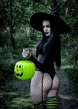 Angelica Rose image 2 of 4