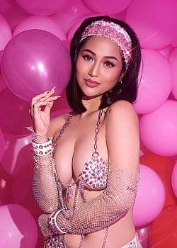 Angelika Sakay image 2 of 3