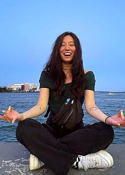 Angelina Kim image 2 of 2