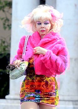 Angelyne image 2 of 2
