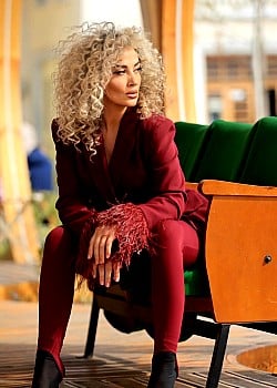 Anisa Bahiti image 1 of 2