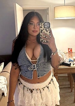 Anisha Holliday image 2 of 2