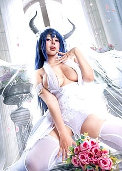 Anizu Chie image 2 of 2