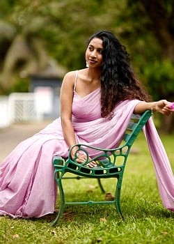 Anjana Mohan image 4 of 4