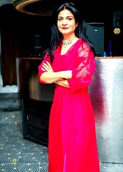 Anjana Om Kashyap image 2 of 2