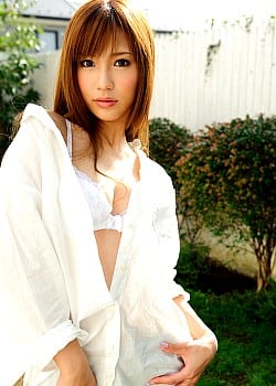 Anna Anjyo image 3 of 4