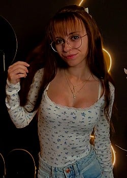 Anna Kauer image 2 of 4