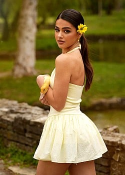 Anna Lazarevic image 1 of 4