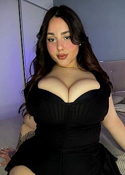 Anna Lush image 2 of 2