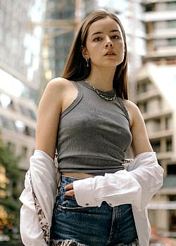 Anna Malaretti image 2 of 2