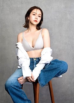 Anna Murashige image 2 of 2