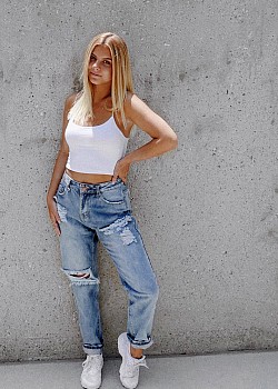 Anna Seavey image 3 of 4