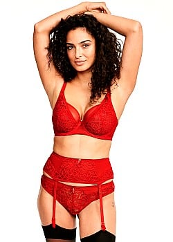 Anna Shaffer image 3 of 4