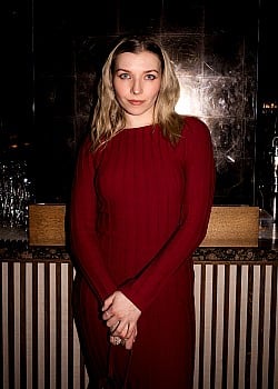 Annabella Zetsch image 3 of 4