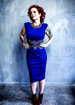 Anneke van Giersbergen image 4 of 4