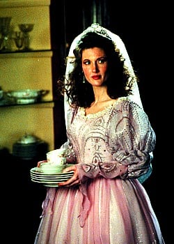 Annette O\'Toole image 2 of 4