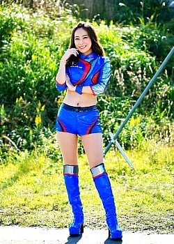 Anri Hirano image 2 of 2
