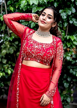 Anu Sithara image 4 of 4