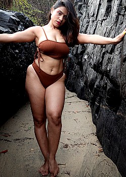 Anushka Joshi image 3 of 4