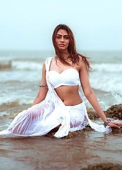Apeksha Porwal image 1 of 4