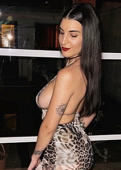 Araceli Natali image 1 of 2