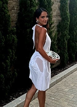 Ardiana Hoxhaj image 4 of 4