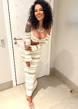 Ariadna Arantes image 2 of 4