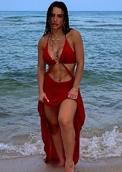 Ariana Isabel image 4 of 4