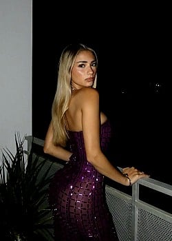 Ariana Ruiz image 4 of 4