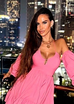 Ariana Sweetstar image 3 of 3