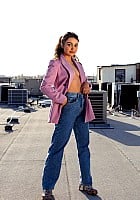 Ariela Barer profile photo