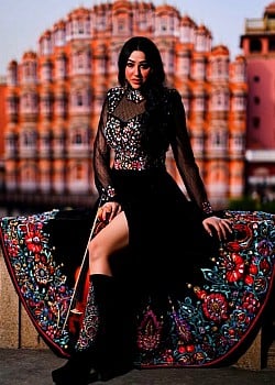 Arpita Chakraborty image 3 of 4