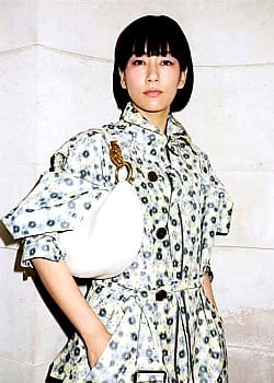 Asami Mizukawa image 2 of 2