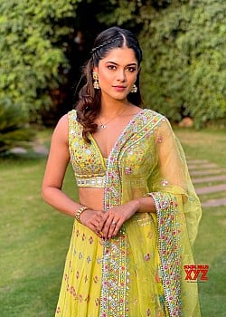 Asha Bhat image 1 of 1