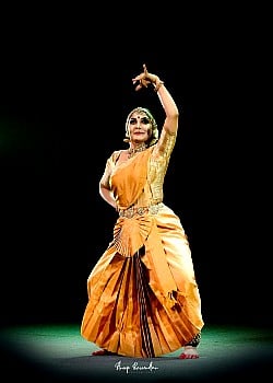 Asha Sharath image 2 of 4