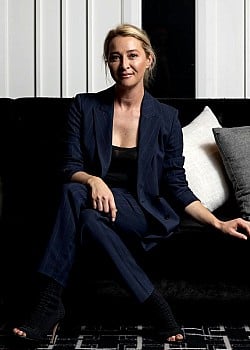 Asher Keddie image 2 of 2