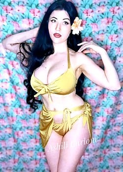 Ashili Carlone image 2 of 3