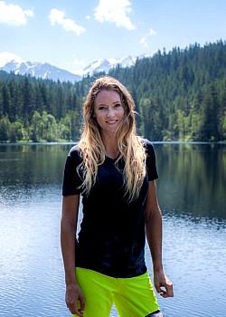 Ashleigh McIvor image 2 of 2