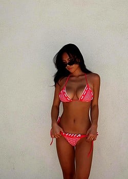 Ashley An (Instagram) image 2 of 3