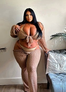 Ashley Bova image 3 of 4