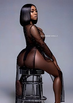 Ashley Davis image 2 of 4