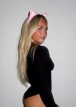 Ashley Kirley image 4 of 4