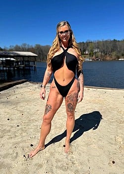 Ashley NcHotWife image 2 of 4