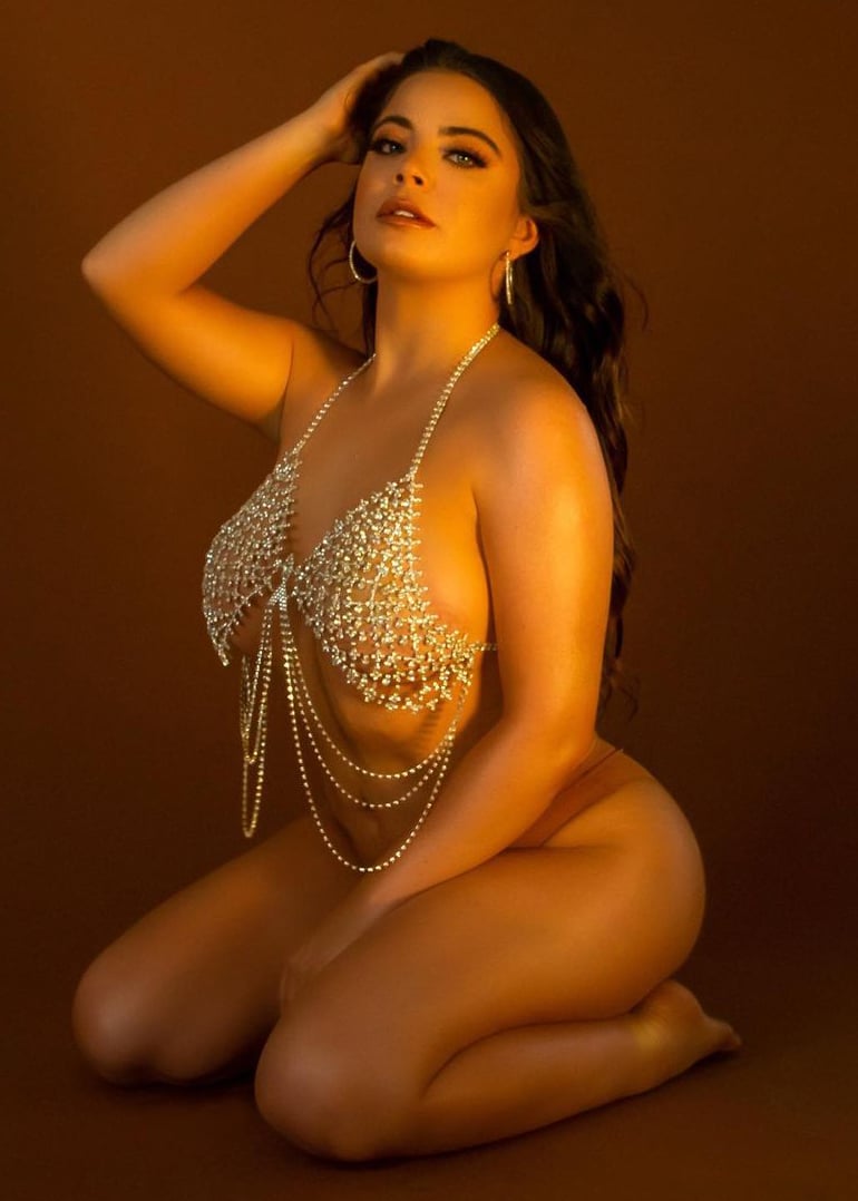 Ashley Ortega - Free pics, galleries & more at Babepedia