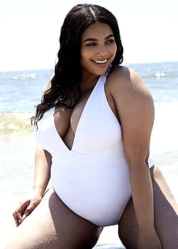 Ashley Rodrigues image 2 of 4