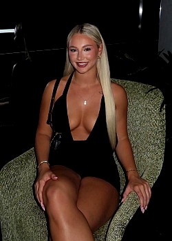 Ashlyn Naughton image 2 of 4