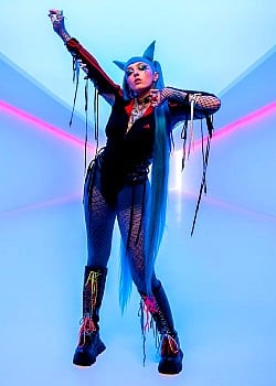 Ashton Casey image 1 of 4