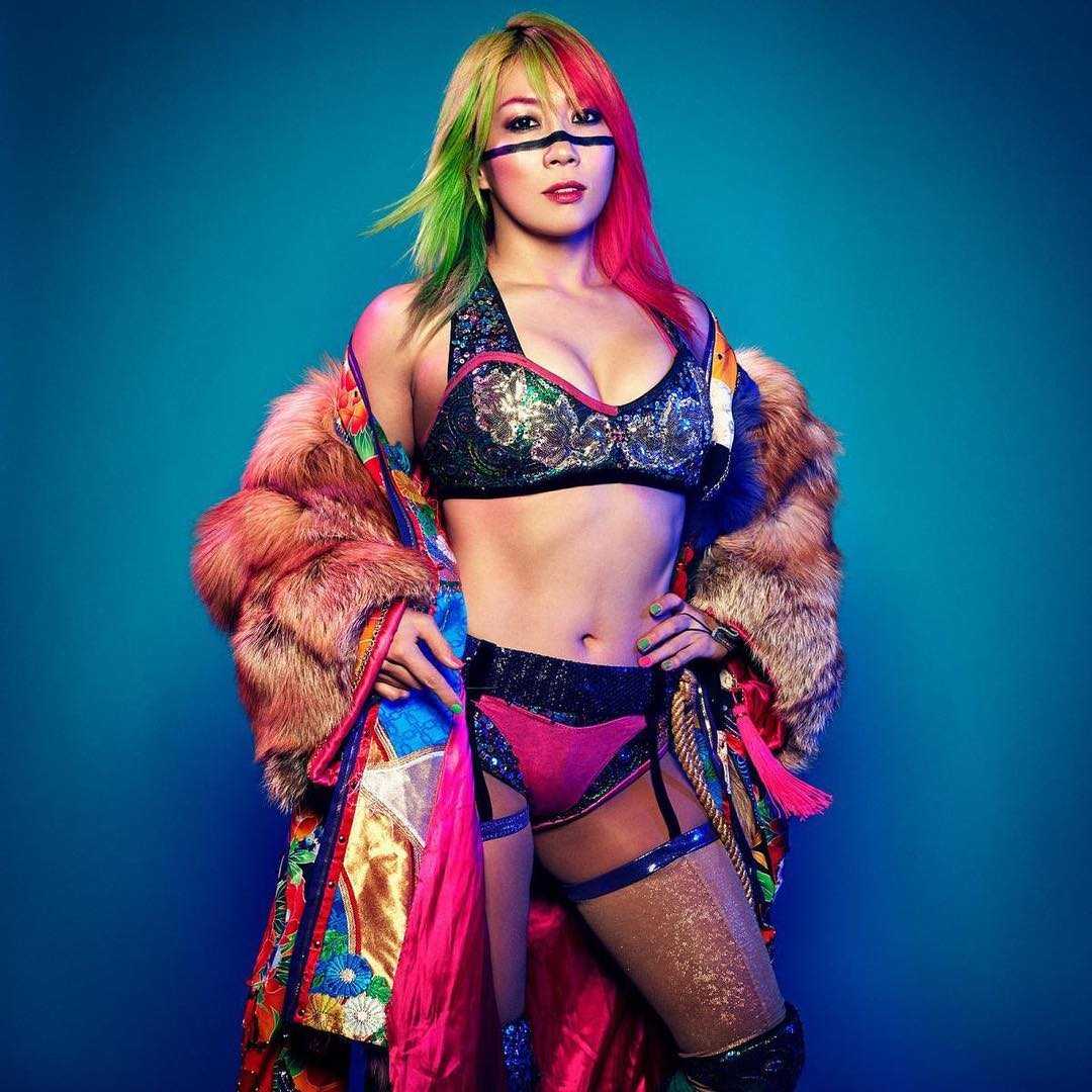 Asuka (wrestler) - Free pics, galleries & more at Babepedia