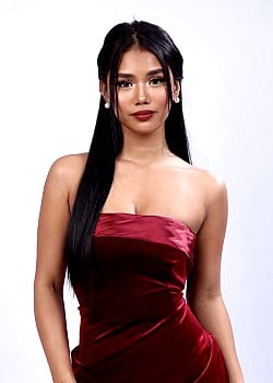 Atasha Santiago image 2 of 4